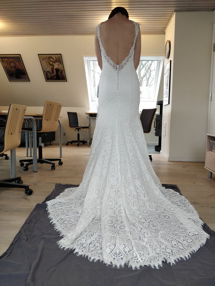 Ubrugt og ny brudekjole, str 36, Mori Lee