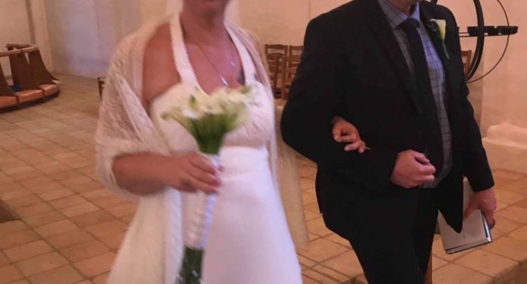 Lilly brudekjole med halterneck