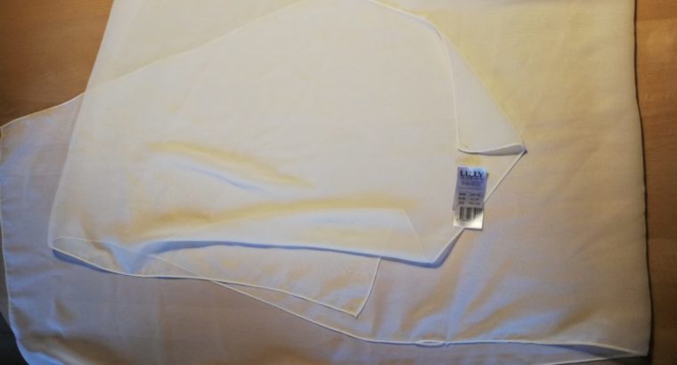 Lilly brudekjole med halterneck