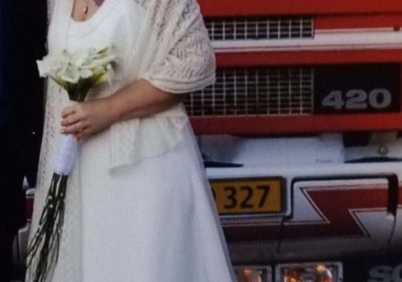 Lilly brudekjole med halterneck