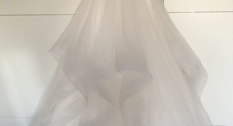 Smuk og elegant brudekjole