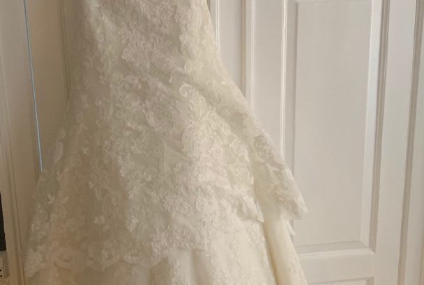 La sposa brudekjole