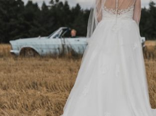 Smuk og elegant brudekjole