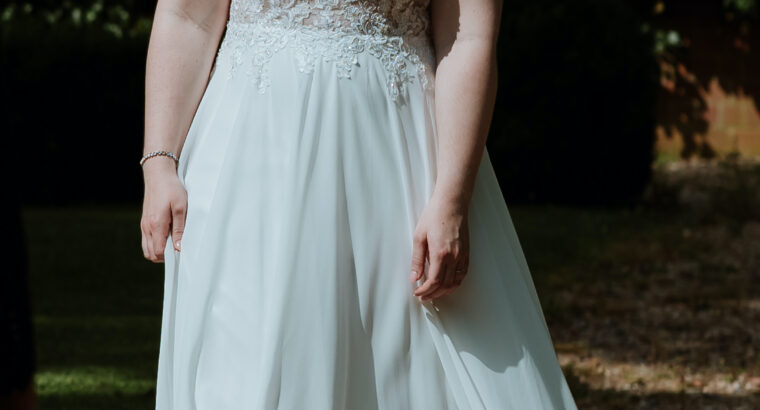A-Line chiffon & lace wedding dress in white