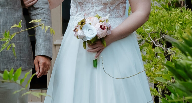 A-Line chiffon & lace wedding dress in white